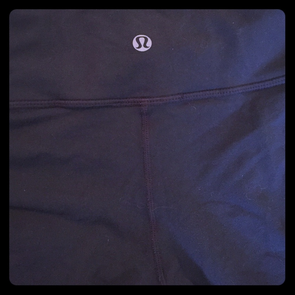 Lululemon crop leggings!